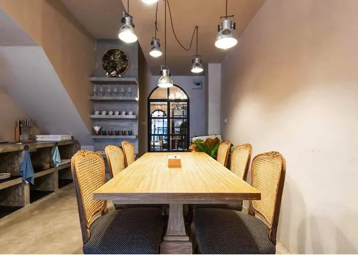 Beautiful 3 Bedroom Baroque House Near Asoke Bts Villa