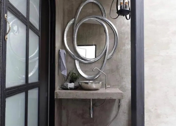 Beautiful 3 Bedroom Baroque House Near Asoke Bts Bangkok